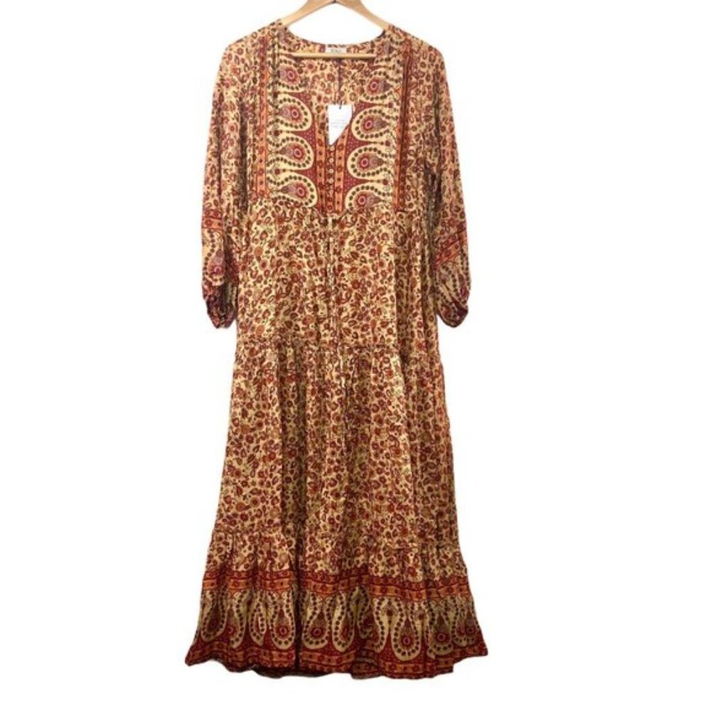 AURA Maxi Dress